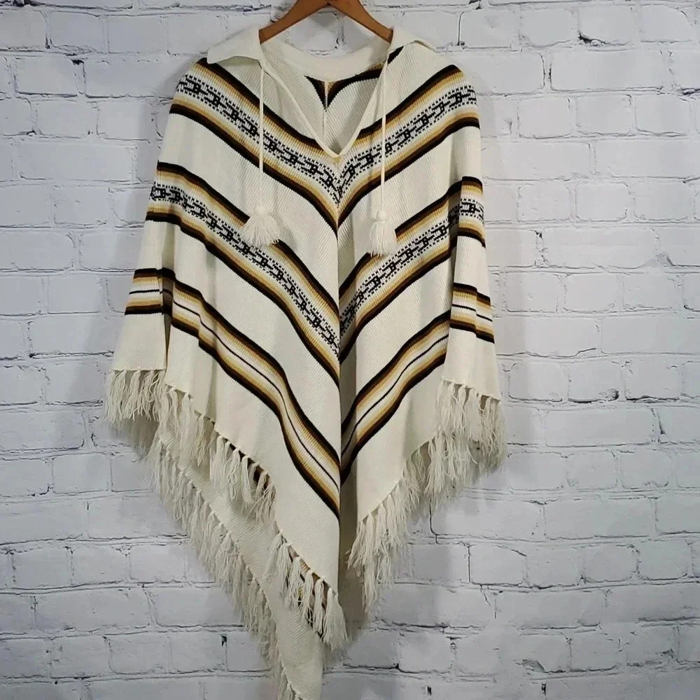 Vtg 70s Ethnic Fringed Mexican Boho Hippie Poncho Sweater Cape Jacket Blanket